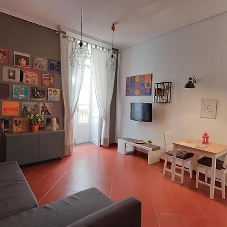 Апартаменты La Casa Di Flo Неаполь Экстерьер фото